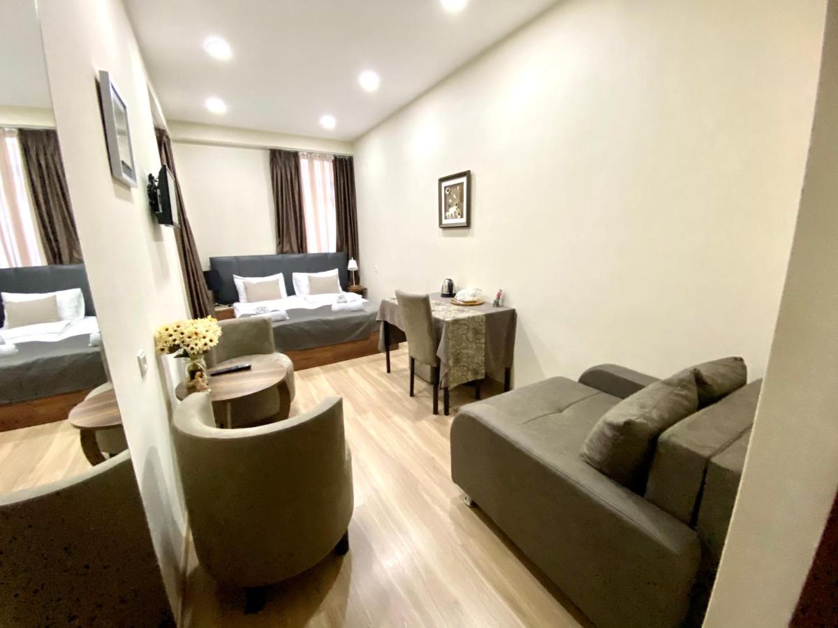Hotel Terrace Tbilisi Ngoại thất bức ảnh