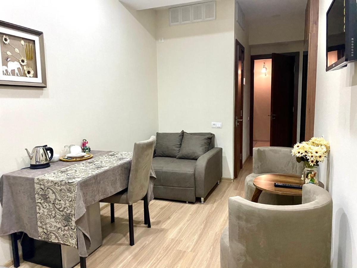 Hotel Terrace Tbilisi Ngoại thất bức ảnh