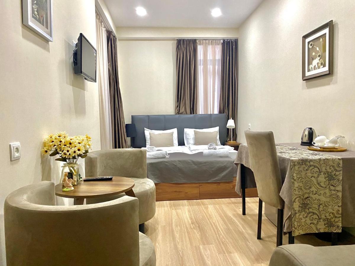 Hotel Terrace Tbilisi Ngoại thất bức ảnh