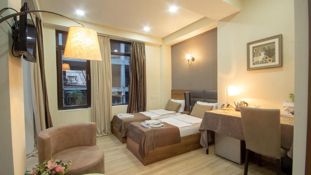 Hotel Terrace Tbilisi Ngoại thất bức ảnh