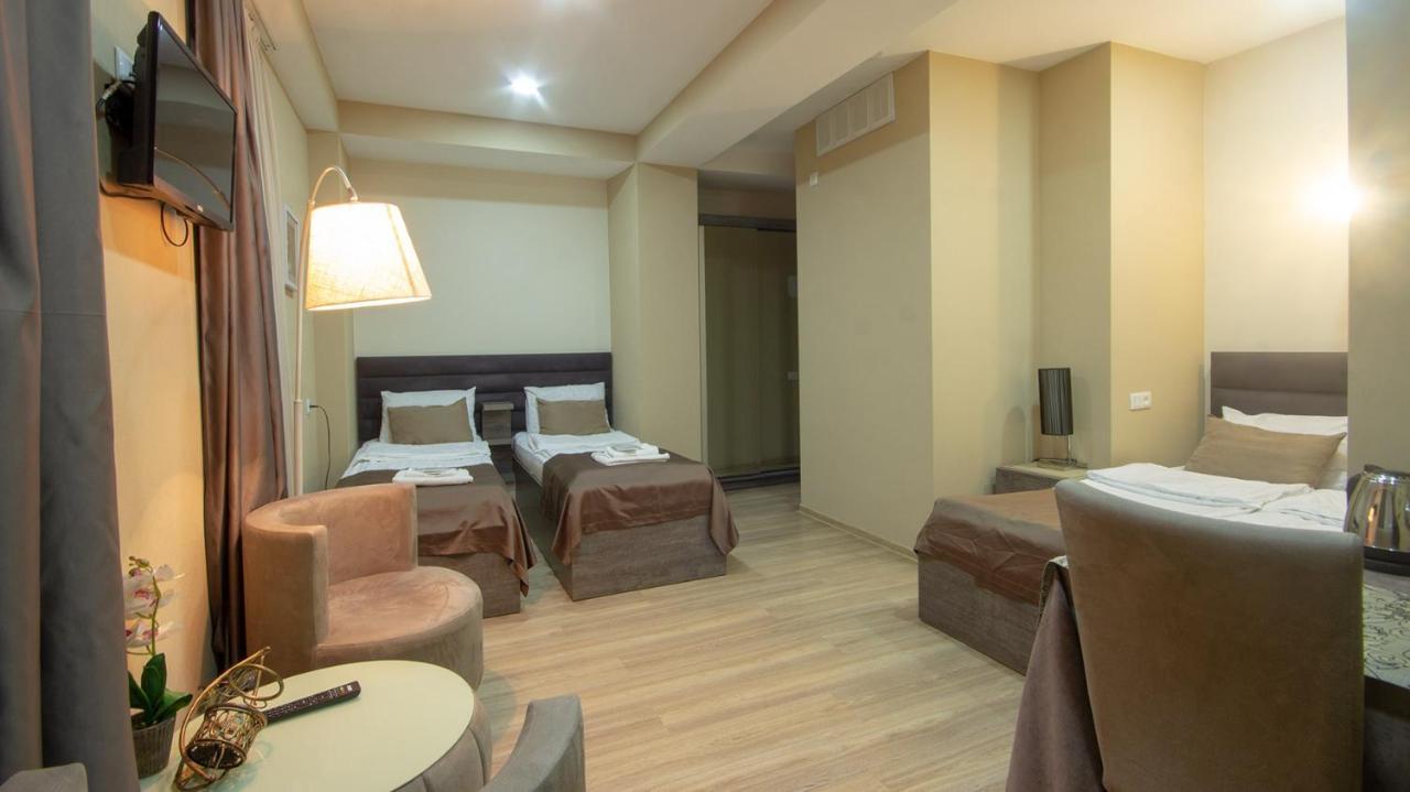 Hotel Terrace Tbilisi Ngoại thất bức ảnh