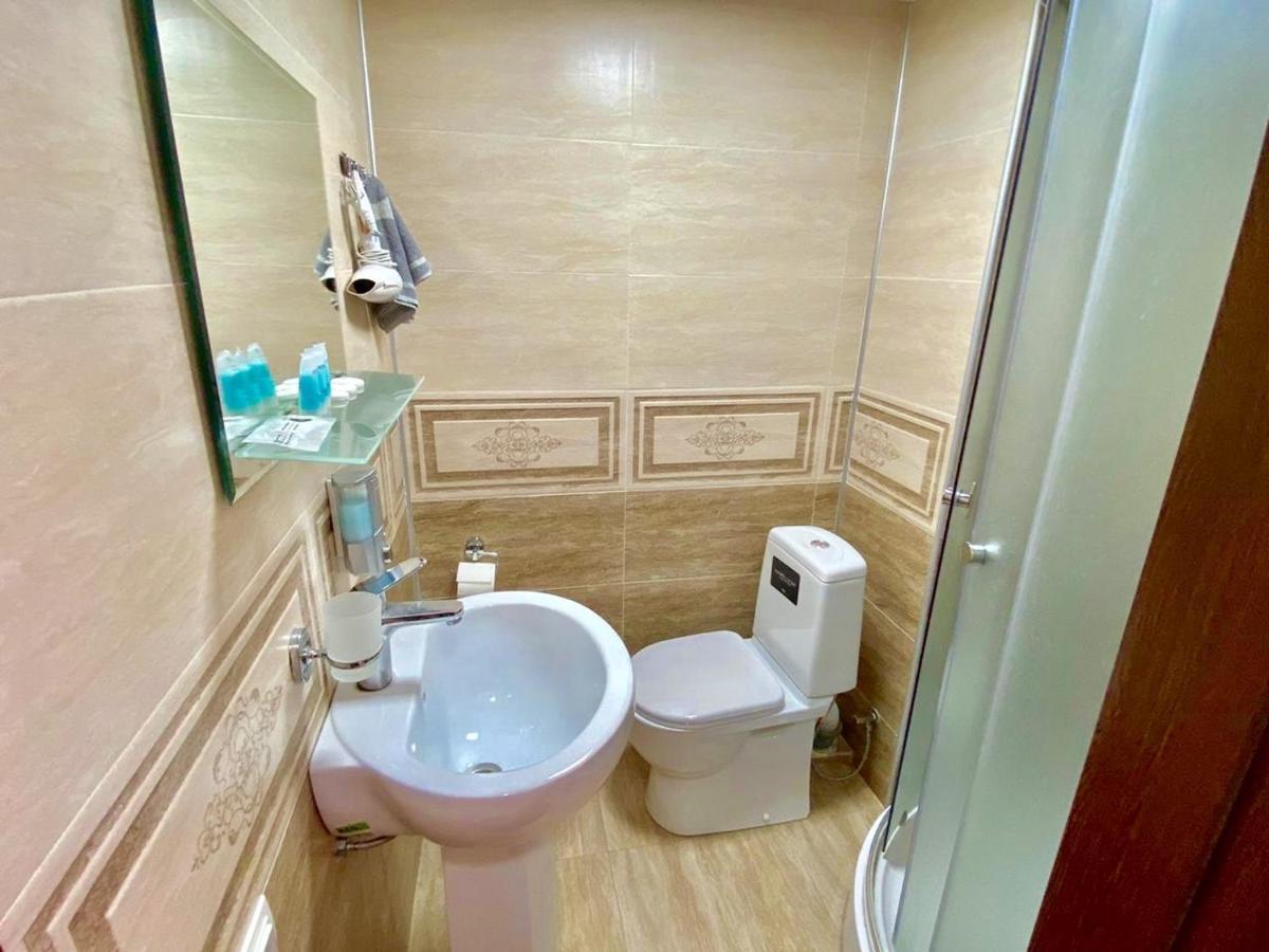Hotel Terrace Tbilisi Ngoại thất bức ảnh
